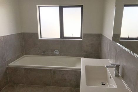 Photo of property in 34 Longbow Terrace, Flagstaff, Hamilton, 3210