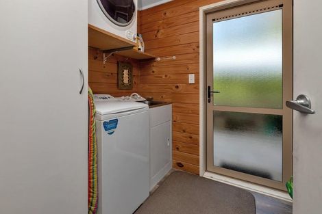 Photo of property in 21 Tamure Place, Ruakaka, 0116