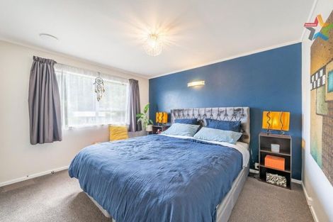 Photo of property in 4 John Street, Stokes Valley, Lower Hutt, 5019