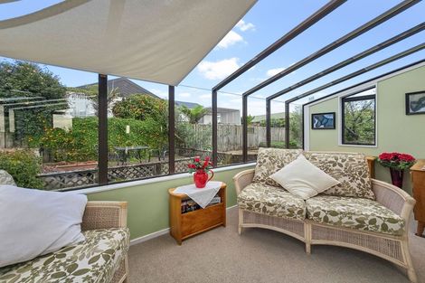 Photo of property in 39 Alec Craig Way, Gulf Harbour, Whangaparaoa, 0930