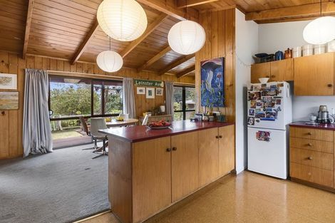 Photo of property in 52 Leinster Avenue, Raumati South, Paraparaumu, 5032