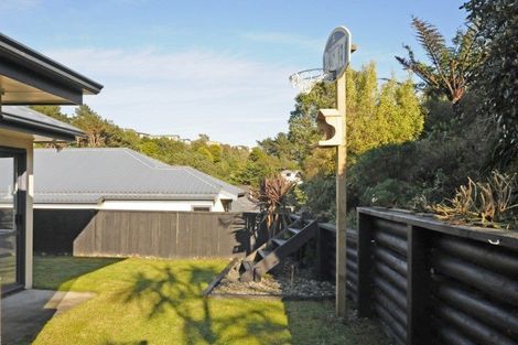 Photo of property in 5b Peter Button Place, Johnsonville, Wellington, 6037