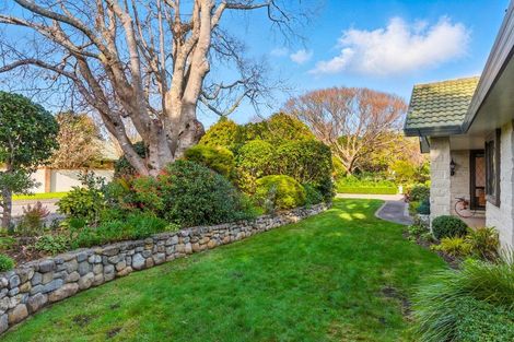 Photo of property in 7 Maple Lane, Waikanae, 5036