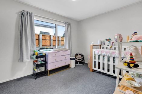 Photo of property in 6 Camellia Avenue, Bell Block, New Plymouth, 4312