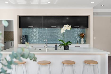 Photo of property in 6 Malachy Grove, Aidanfield, Christchurch, 8025