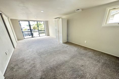 Photo of property in 86 Marlborough Avenue, Glenfield, Auckland, 0629