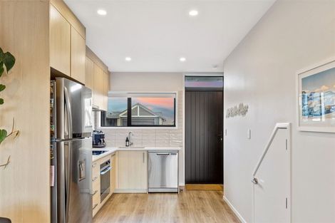 Photo of property in 35 Treloar Crescent, Hobsonville, Auckland, 0616