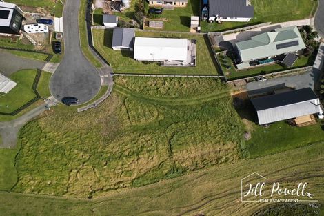 Photo of property in 7 Snapper Street, Baylys Beach, 0377