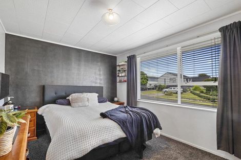 Photo of property in 11 Virginia Place, Whalers Gate, New Plymouth, 4310