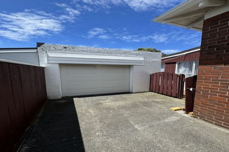 Photo of property in 303 The Parade, Island Bay, Wellington, 6023