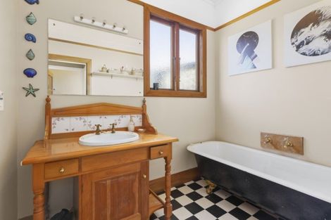 Photo of property in 10 Richmond Street, Petone, Lower Hutt, 5012