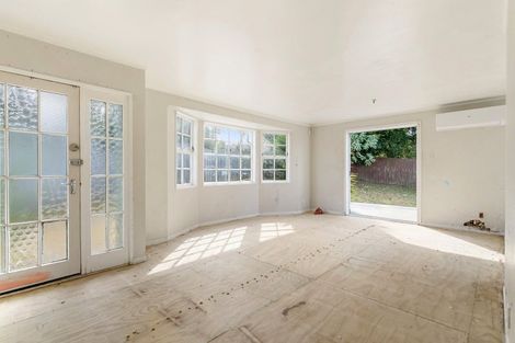 Photo of property in 123 Mahia Road, Wattle Downs, Auckland, 2103