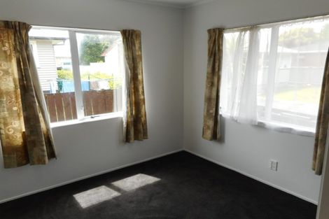 Photo of property in 2a Matangi Road, Mount Wellington, Auckland, 1060