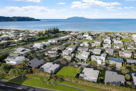 Photo of property in 20 Te Mana Street, Omaha, 0986