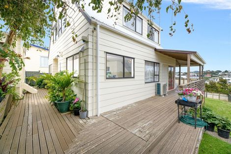 Photo of property in 62 Lyttelton Avenue, Forrest Hill, Auckland, 0620