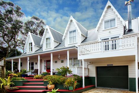 Photo of property in 45a Beaubank Road, Kelston, Auckland, 0602