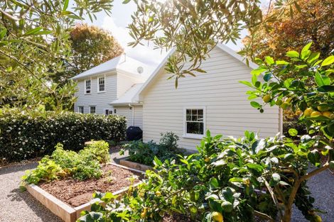 Photo of property in 20 Homestead Lane, Fitzherbert, Palmerston North, 4471