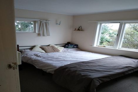 Photo of property in 8b Holiday Road, Stanmore Bay, Whangaparaoa, 0932