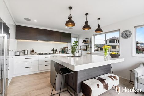 Photo of property in 1 Ayr Street, Waihi Beach, 3611