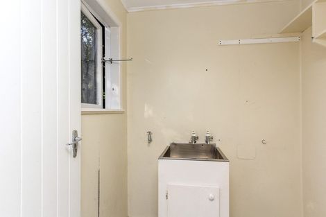 Photo of property in 9 Sardinha Place, Marfell, New Plymouth, 4310