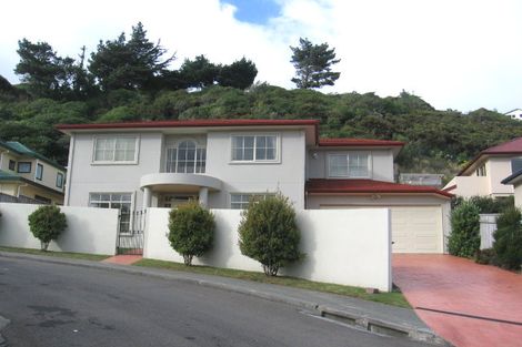 Photo of property in 2 Huxley Grove, Churton Park, Wellington, 6037
