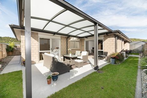 Photo of property in 56 Awataha Crescent, Pyes Pa, Tauranga, 3110