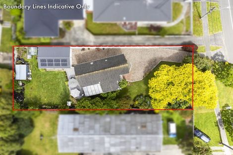 Photo of property in 261 Te Moana Road, Waikanae, 5036