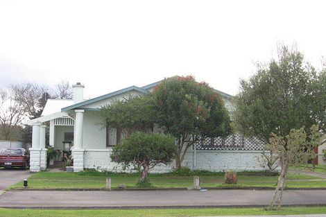 Photo of property in 15 Frederick Street, Terrace End, Palmerston North, 4410