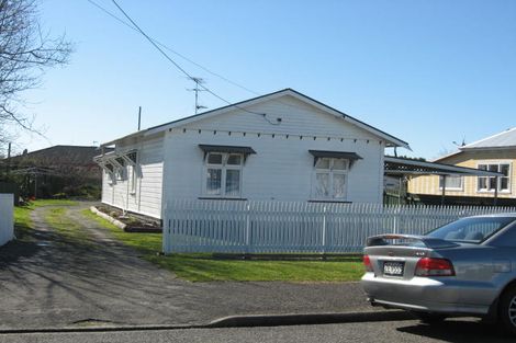 Photo of property in 11 Richmond Road, Carterton, 5713