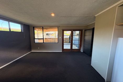 Photo of property in 96 South Road, The Glen, Dunedin, 9011