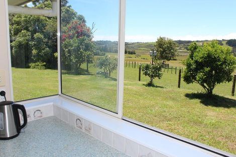 Photo of property in 38 Henson Road, Whitford, Howick, 2571