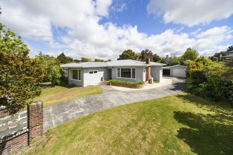 Photo of property in 583 Featherston Street, Roslyn, Palmerston North, 4414