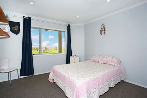 Photo of property in 48 Hatton Road, Awhitu, Waiuku, 2684