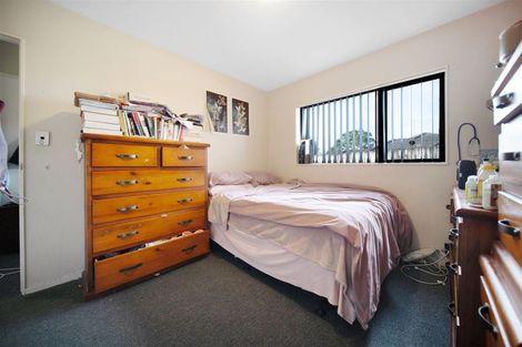 Photo of property in 33 Lachlan Place, Favona, Auckland, 2024