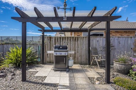 Photo of property in 21 Jade Lane, Paraparaumu, 5032