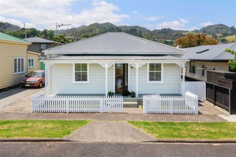 Photo of property in 102 Mackay Street, Thames, 3500