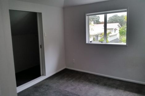 Photo of property in 2/32 Norwood Road, Bayswater, Auckland, 0622