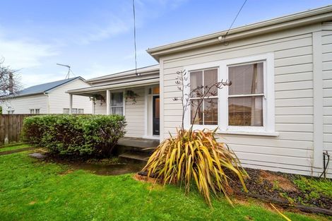 Photo of property in 22 Milmoe Street, Hawera, 4610