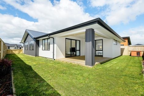 Photo of property in 8 Rotomanu Place, Pyes Pa, Tauranga, 3112