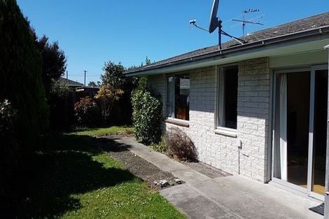 Photo of property in 2/336 Wairakei Road, Burnside, Christchurch, 8053