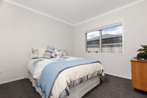Photo of property in 41 Kahuparere Crescent, Pyes Pa, Tauranga, 3112