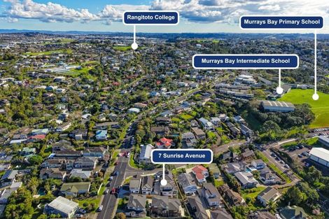 Photo of property in 1b Clematis Avenue, Murrays Bay, Auckland, 0630