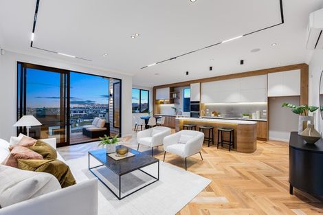 Photo of property in 54 Kumukumu Road, Long Bay, Auckland, 0630