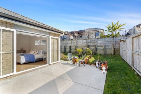 Photo of property in 9 Arahi Place, Rototuna North, Hamilton, 3210