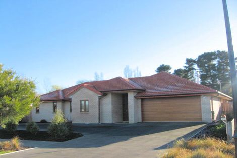 Photo of property in 25 Hemingway Place, Spencerville, Christchurch, 8083