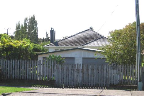 Photo of property in 131 Seabrook Avenue, New Lynn, Auckland, 0600