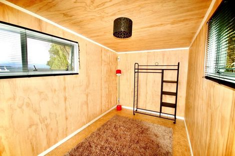 Photo of property in 66 Kelburn Parade, Kelburn, Wellington, 6012