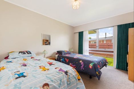 Photo of property in 120 Benmore Avenue, Cloverlea, Palmerston North, 4412