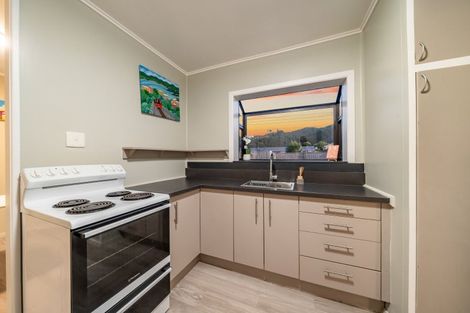 Photo of property in 13 Maclean Street, Wallaceville, Upper Hutt, 5018