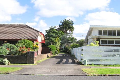Photo of property in 2/73 Hattaway Avenue, Bucklands Beach, Auckland, 2012